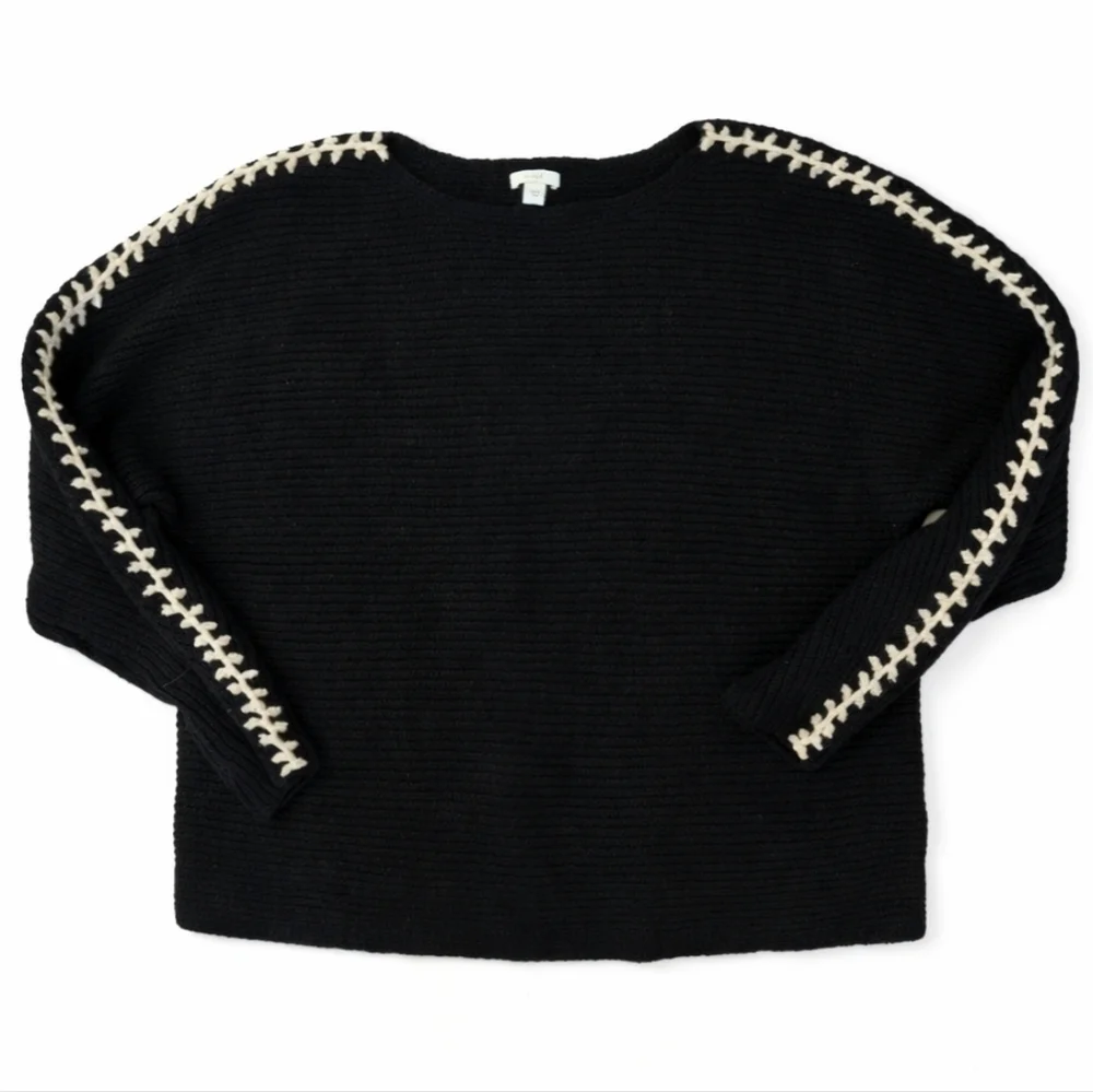 Pure Jill by J.Jill crew neck wide neck black with embroidered arm detail sz L
